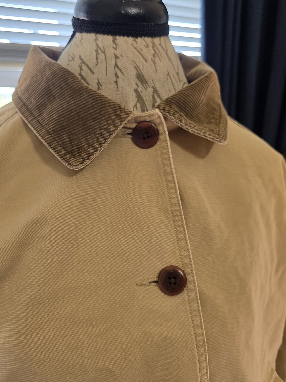 L.L. Bean Vintage 90s Khaki Utility Barn Chore Jacket with Brown Corduroy Collar - Picture 3 of 11